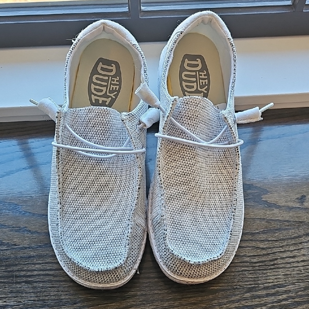 Hey Dude Wendy Stone White, Light Gray Knit Loafers, Size 10